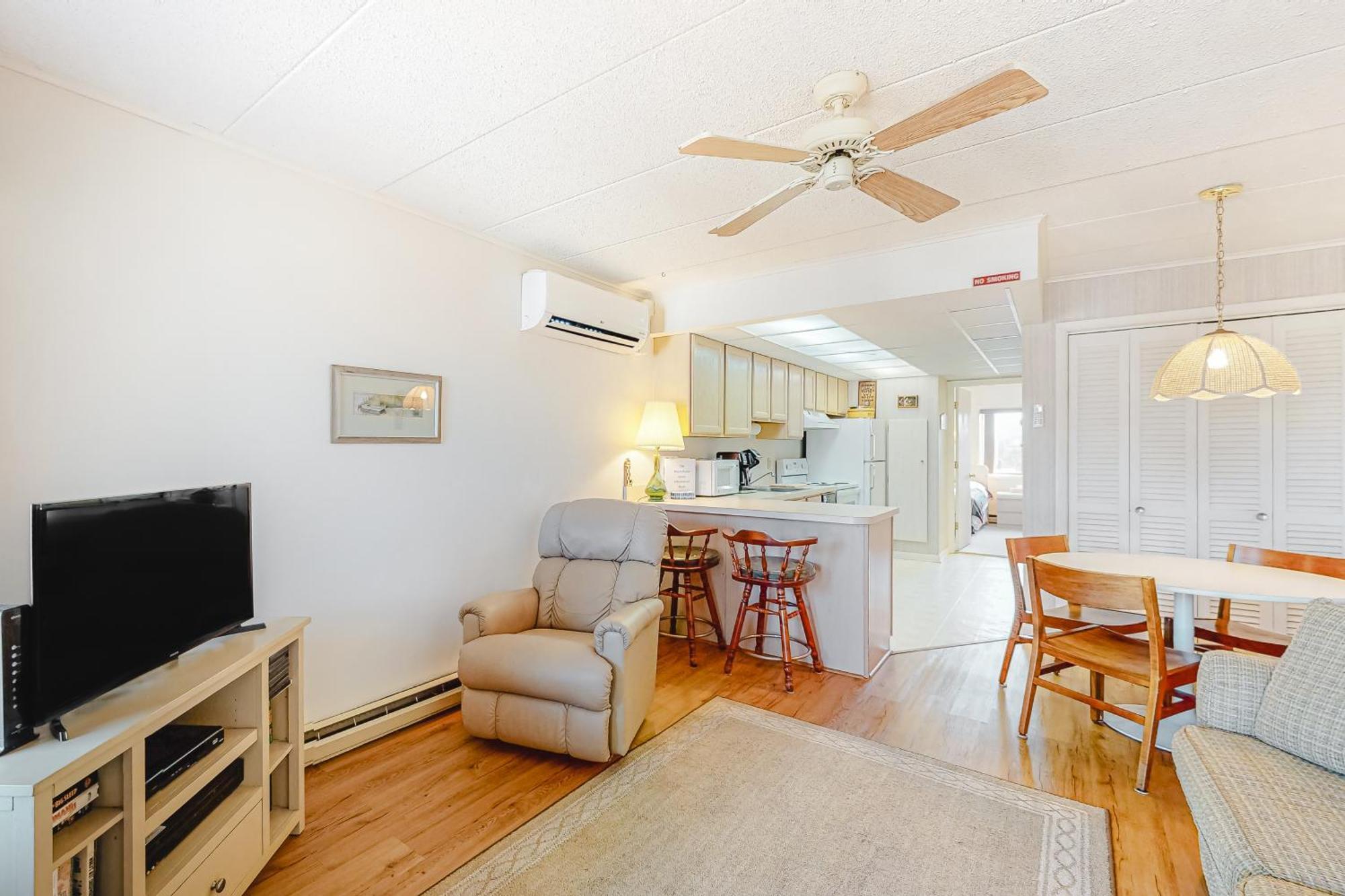 Beach House Ocean City Room photo